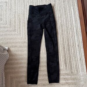 Black Camo Lululemon leggings